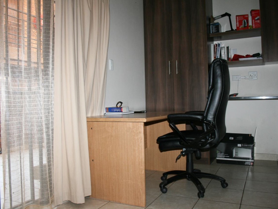 1 Bedroom Property for Sale in Die Bult North West